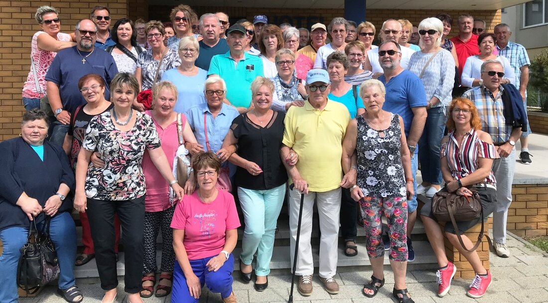 Grafenwöhr. Fünf ereignisreiche aber auch schweißtreibende Tage verbrachten die SPD-Reisefreunde in Ungarn. Erster Zielpunkt und auch Ausgangspunkt für alle folgenden Tagesausflüge war die südöstlich am Plattensee gelegene, lebhafte Stadt Sifiok, [&hellip;]