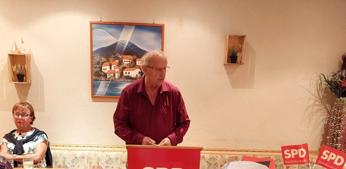 Windischeschenbach. Bei der Jahreshauptversammlung der SPD Windischeschenbach wurden die Delegierten für die Kreistagsliste gewählt und Kommunalwahlen 2026 als Schwerpunkt gesetzt. Finanz- und Stadtratsberichte wurden vorgestellt, wobei Themen wie Schule, Stadtplatz und ein Batteriestandort diskutiert wurden.