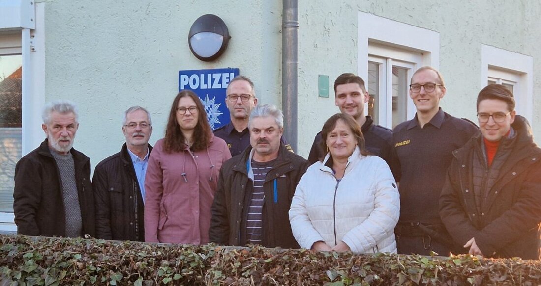 Landkreis Schwandorf. Seit Jahren besucht die SPD in der Vorweihnachtszeit Polizei und Rettungsdienste, um Danke zu sagen und im Gespräch zu bleiben. Heuer führte Marianne Schieder die Delegation an; Anliegen werden weitergetragen.