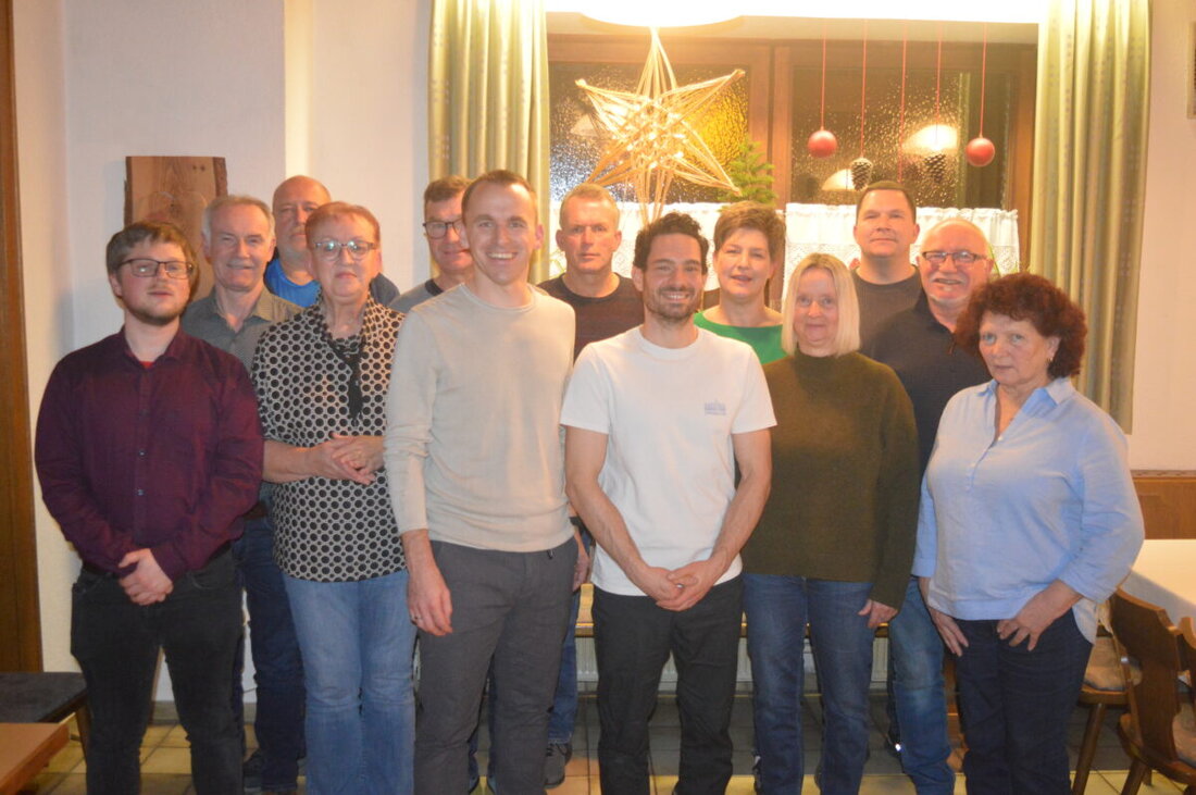 Parkstein. Die Parksteiner SPD hat im Gasthaus Janner ihre Kandidatinnen und Kandidaten für die Kommunalwahl am 8. März 2026 nominiert. Im Mittelpunkt der Versammlung stand die Frage, wie der Markt Parkstein ohne absolute Mehrheiten weiter handlungsfähig bleibt.