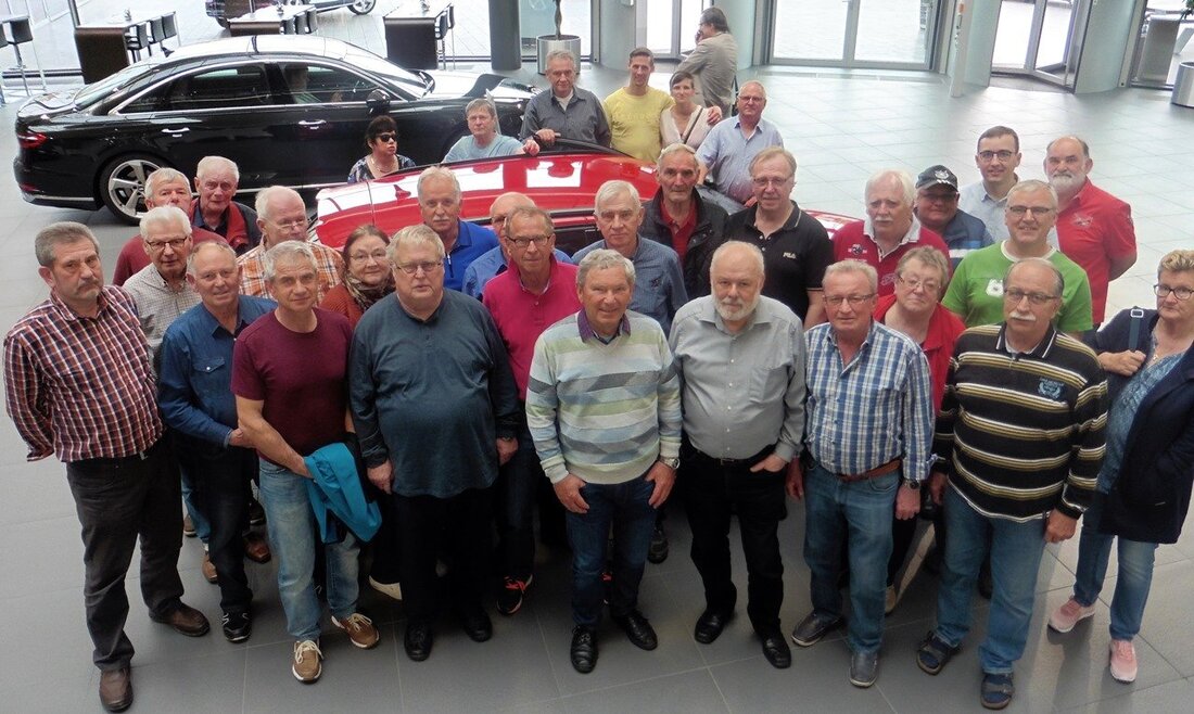 Grafenwöhr. Das Tor zur Marke mit den vier Ringen ist das Audi-Forum in Neckarsulm. Das war das Ziel des CSU-Ortsverbandes aus Grafenwöhr. Von Gerald Morgenstern Vorstandsmitglied Dieter Placezk begrüßte die [&hellip;]