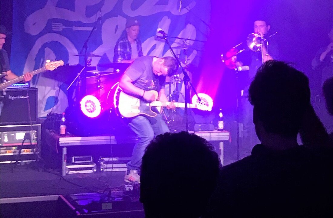 Rothenstadt. Aber hallo! Das war doch mal ein bayerischer Musikabend ganz nach dem Geschmack der Zuhörer. Das Doppelpack im Rockmusikclub “Salute” mit der Regensburger Band “Beisser” und “Lenze und de Buam” [&hellip;]