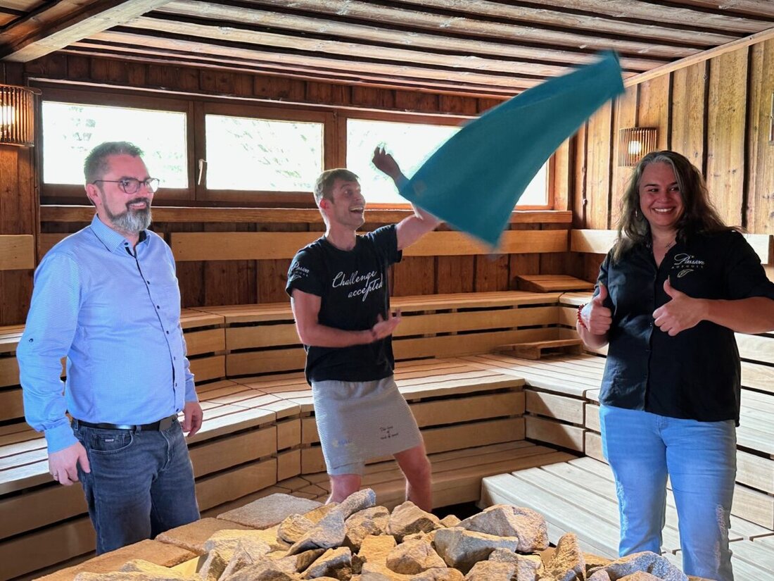 Amberg. Die Sauna-Newcomer Challenge vom 17. bis 19. Oktober ist ein Event, das Saunaliebhaber anzieht. Es findet über drei Tage statt und bietet Menschen eine ideale Gelegenheit, ihre Leidenschaft für
Saunen und Aufgüsse zu teilen.