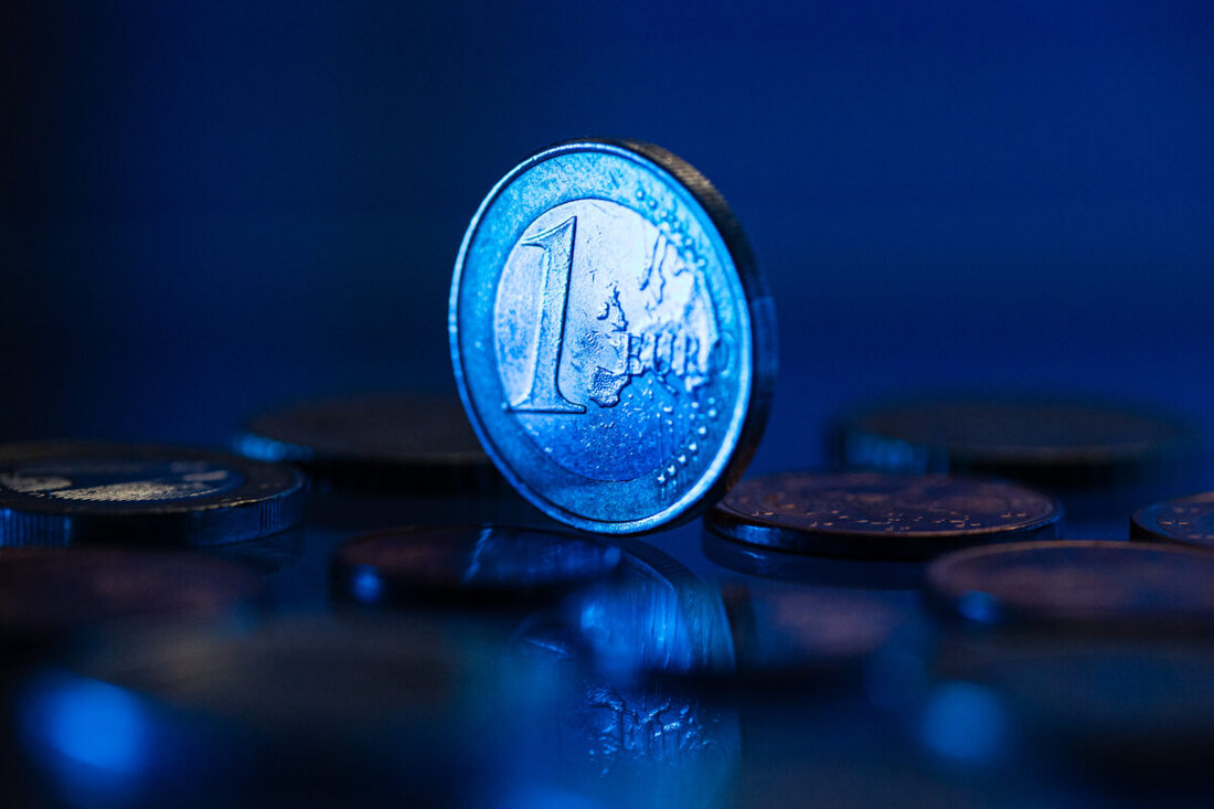 Weiden. NGG warnt vor wachsender Kluft: In Weiden kommt auf 1.265 Beschäftigte ein Einkommensmillionär, in Neustadt/WN auf 891 und im Kreis Tirschenreuth auf 1.043. Gefordert ist ein sozialer Kurs der Reformen.