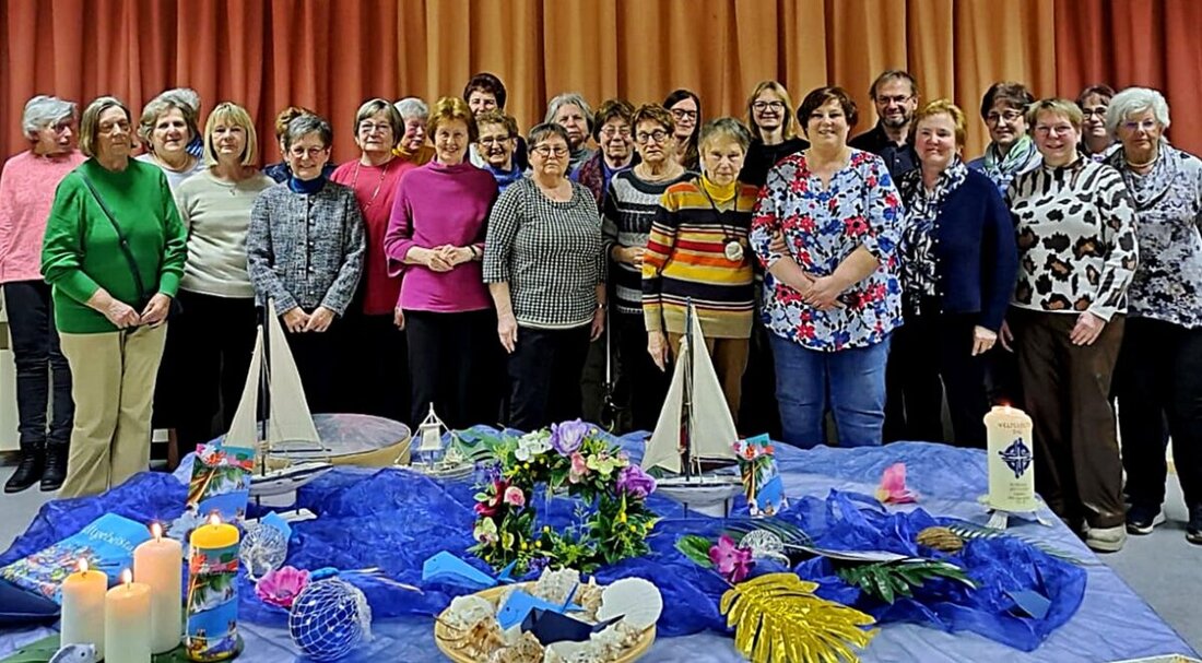 Schirmitz. Der katholische Frauenbund feierte mit Gebeten und Liedern von den Cookinseln den Weltgebetstag. Das Motto lautete "Wir sind wunderbar geschaffen - und die Schöpfung mit uns".