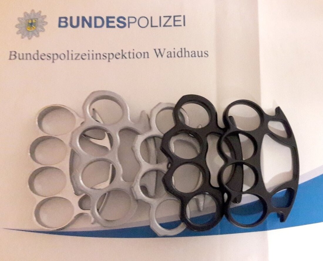 Vohenstrauß. Aller guten Dinge sind … fünf? Diesem Motto folgte wohl ein junger Mann (21) aus Hessen bei einem Einkauf auf dem Asia-Markt.  “Ob der junge Mann damit im heimischen [&hellip;]