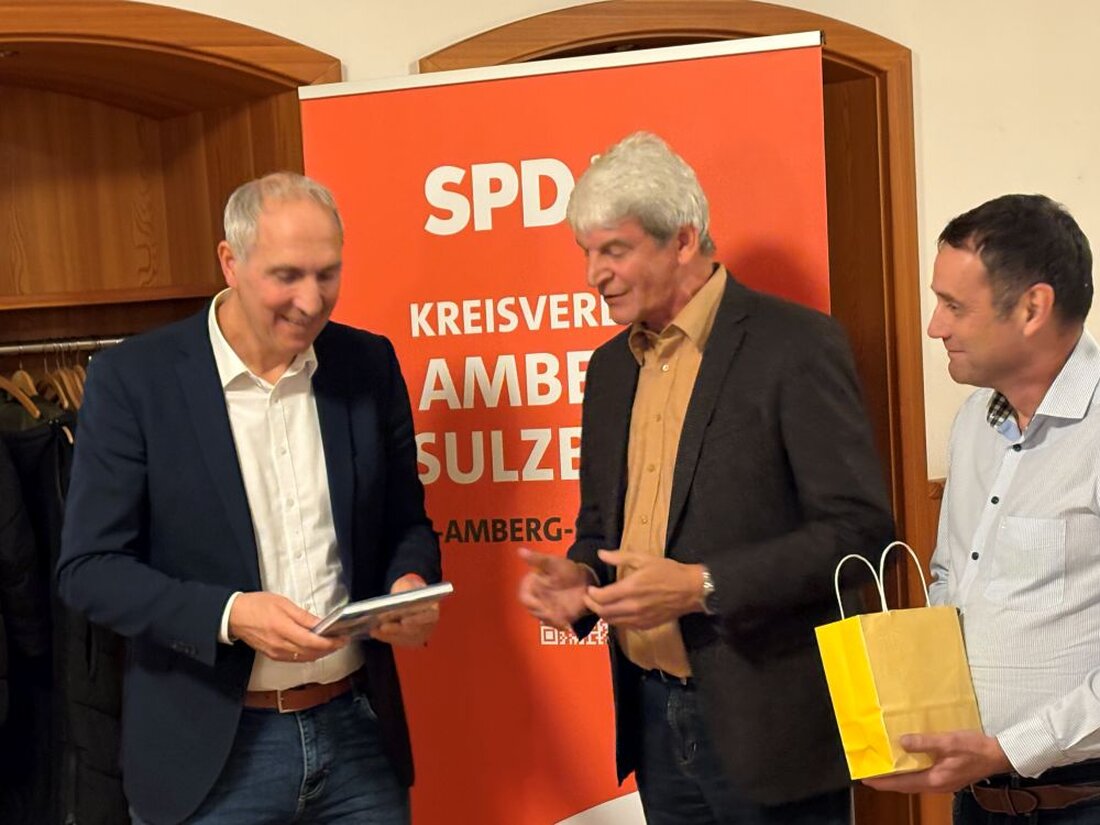Paulsdorf. Im Landhotel Aschenbrenner sprach MdB Christoph Schmid über Verteidigung und Diplomatie. Er warb für ein starkes Europa, eine moderne Bundeswehr, sichere Infrastruktur und mehr Entwicklungshilfe.