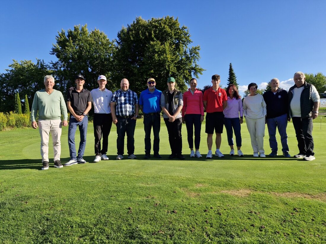 Schmidmühlen. Beim 17. Golfturnier Accu Zentrale traten rund 50 Spieler an, die Sponsoren bestätigten ihr Engagement und Bruttosiege holten Ulrike Leikam und Hans Dechant.