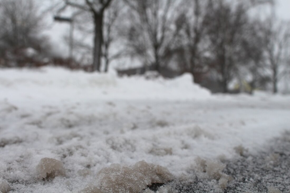 Konnersreuth/Leonberg. Die schneebedeckten Straßen und erhöhte Geschwindigkeit wurden am vergangenen Wochenende einigen Autofahrern zum Verhängnis. Insgesamt entstand ein Sachschaden in Höhe von 12.700 Euro.  Die nicht angepasste Geschwindigkeit wurde am vergangenen [&hellip;]