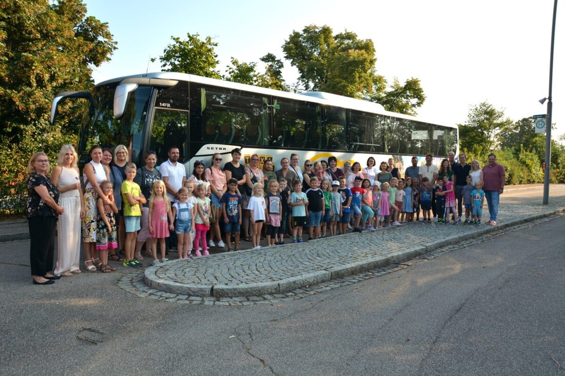Teublitz. Am 10. September 2024 beginnt in Teublitz die Schule, einschließlich einer Schnupperfahrt für 32 ABC-Schützen mit dem Bus zur Schule.
