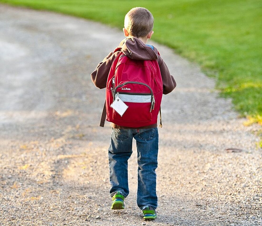 Waldsassen. Die Polizei verstärkt zum Schulbeginn Kontrollen an Schulen und Kitas mit Fokus auf Gurt- und Kindersicherung und bietet Trainings für ABC-Schützen zur Erhöhung der Verkehrssicherheit.