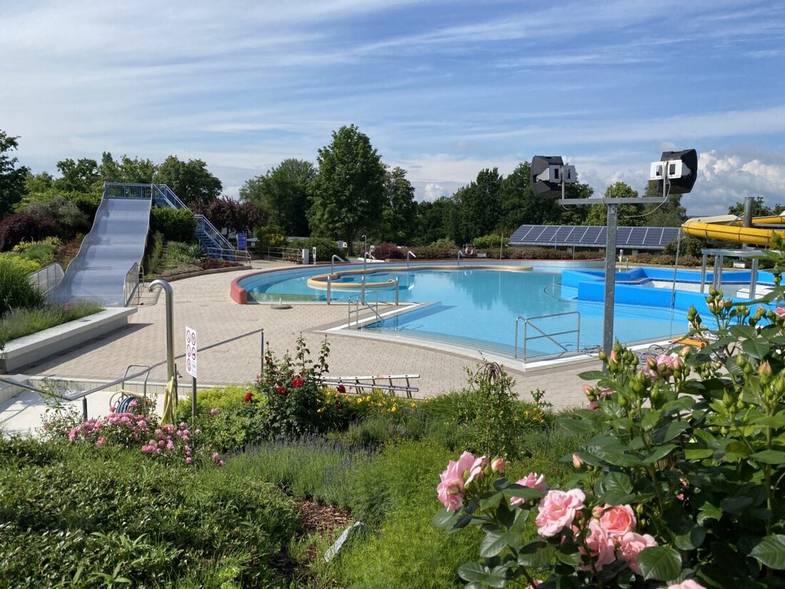 Schwandorf. Das Erlebnisbad Schwandorf öffnet am 10. Mai 2025, Vorverkauf startet am 5. Mai.