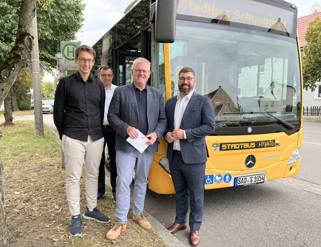 Schwandorf. Zum 1. September treten in Schwandorf die überarbeiteten Fahrpläne der vier Stadtbuslinien in Kraft. Ziel der Anpassungen ist es, das Liniennetz effizienter zu gestalten, die Pünktlichkeit zu verbessern und neue Fahrgäste zu gewinnen.