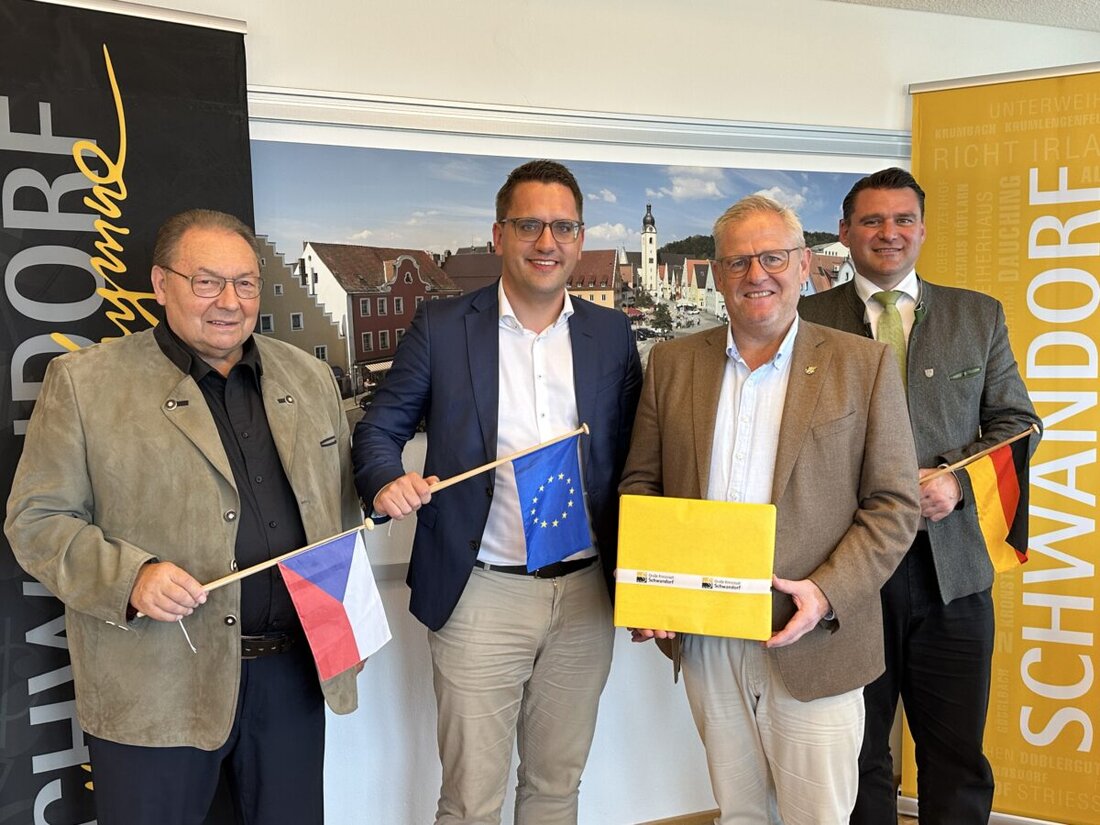 Schwandorf. Oberbürgermeister Andreas Feller traf sich mit Vertretern zur Stärkung der Partnerschaft mit Sokolov und der Euregio Egrensis. Es wurden Perspektiven für künftige Projekte und die Förderung europäischer Zusammenarbeit diskutiert.