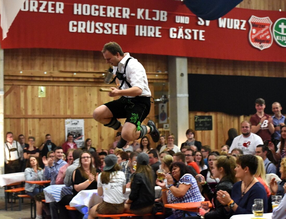 Wurz. Traditionell eine Woche vor Ostern am Samstag, 24.03.18 findet in der Wurzer O`Schnitt-Halle bereits das 7. Starkbierfest statt. Von Tom Kreuzer Diesmal konnte man die „Pressather Musikanten“ als Stimmungsband [&hellip;]