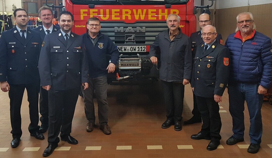 Luhe-Wildenau/Oberwildenau. Um bei Verkehrsunfällen noch besser helfen zu können, verfügt die Feuerwehr Oberwildenau seit kurzem über eine Seilwinde. Die Winde samt Zubehör hat einen Wert von 10.000 Euro und wurde [&hellip;]