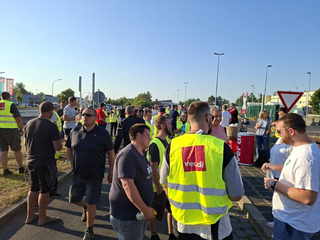 Grafenwöhr. Die Ver.di Senioren unterstützen aktive Mitglieder bei Demos und Streiks gegen das Arbeitgeberverhalten bei USStreitkräften. Tarifverhandlungen und deren Auswirkungen auf Rentner standen im Mittelpunkt.