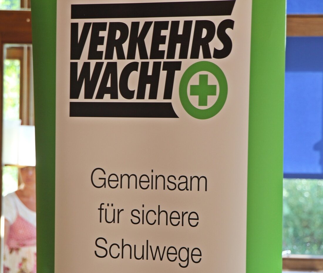 Tirschenreuth. Gerade an den ersten Schultagen, wenn für viele Kinder sozusagen der Ernst des Lebens beginnt, werden besonders die Erstklässler mit so vielen neuen Eindrücken konfrontiert, da lässt der eine [&hellip;]