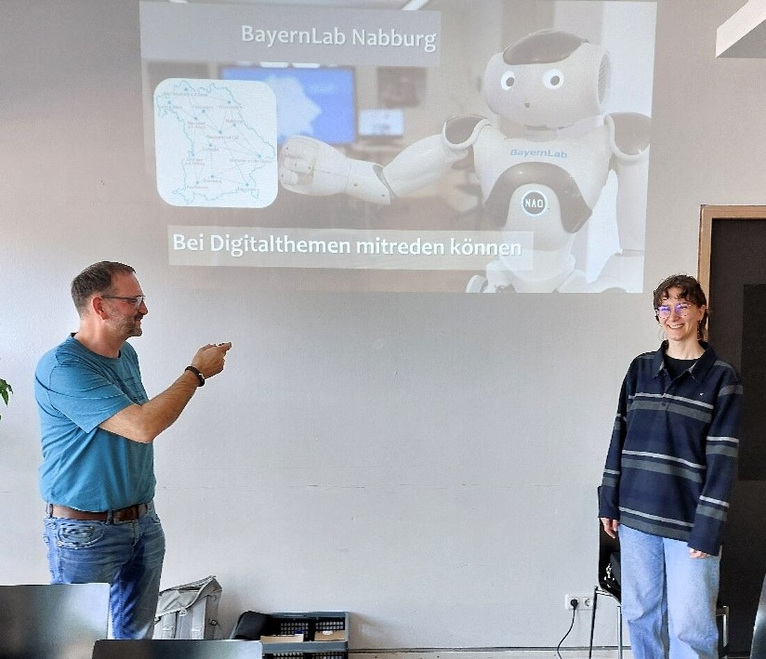 Weiden. Experten des BayernLab Nabburg gaben Tipps für sicheres Onlineshopping, insbesondere zum Schutz vor Betrügern und Fake Shops. Wichtig sind unter anderem sichere Bezahlsysteme und das Prüfen von Widerrufsmöglichkeiten.