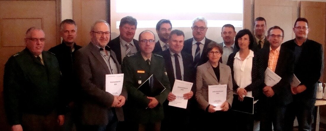 Neustadt/WN. Eines schon einmal vorneweg: Die Sicherheitslage im Zuständigkeitsbereich der Polizei Neustadt/WN ist sehr gut. Bei der Vorstellung des Sicherheitsberichts zog die Neustädter Polizei positive Bilanz: Mit der Aufklärungsquote von 72,2 Prozent [&hellip;]