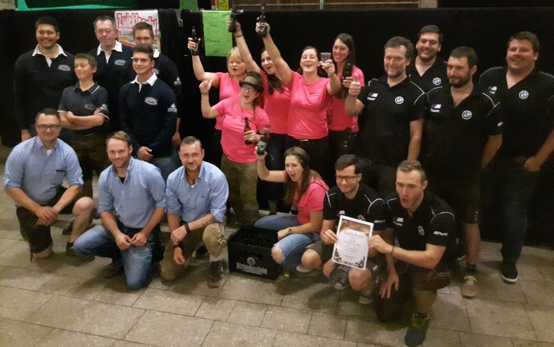 Wurz. Einen spannenden Kampf lieferten sich die beiden Damenmannschaften aus Waidhaus und Wurz am letzten Abend des Wurzer O’Schnitts. Von Tom Kreuzer Bei so viel Einsatz hätten es eigentlich beide [&hellip;]