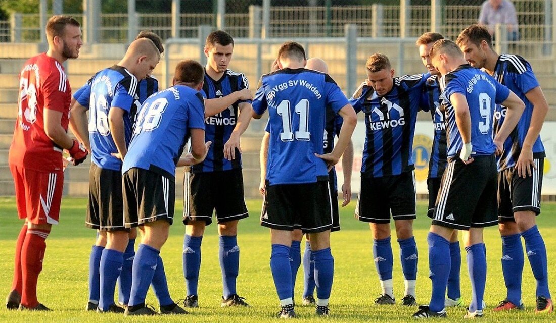 Weiden. Der Fußball-Bayernligist SpVgg SV Weiden hat am Mittwochabend seine erste Niederlage in dieser Saison einstecken müssen. Nach dem 3:3 in Großbardorf und dem 1:0 gegen Sand kassierte die Mannschaft [&hellip;]