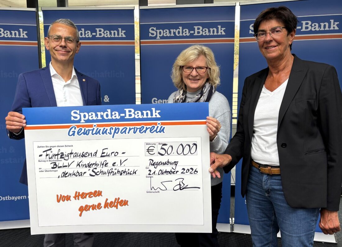 Regensburg. Der Gewinnsparverein der Sparda-Bank Ostbayern unterstützt mit 50.000 Euro erneut das Projekt "denkbar Schulfrühstück" der BLLV-Kinderhilfe und stärkt so elf Schulen in Ostbayern, rund 550 Kinder profitieren.