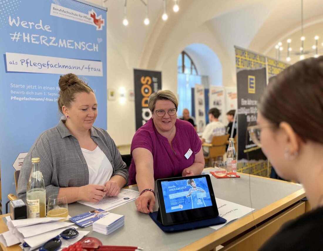 Amberg-Sulzbach. Am 20. Mai 2026 lädt das Landratsamt zur zweiten Runde des Speed-Datings zur Berufsorientierung. Betriebe aus Handwerk, Industrie, Dienstleistung und Soziales treffen Schüler; die Teilnahme ist kostenfrei.