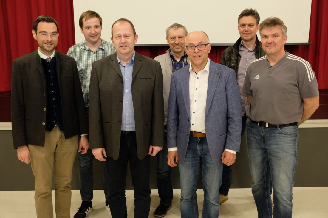 Speinshart. Albert Nickl könnte 2026 erneut als Bürgermeisterkandidat antreten, unterstützt durch eine geschlossene und auf die Zukunft ausgerichtete CSU-Gemeinschaft. Mitglieder bestätigten Führungsteam und planen mehrere Veranstaltungen, darunter ein 80-jähriges Jubiläum.