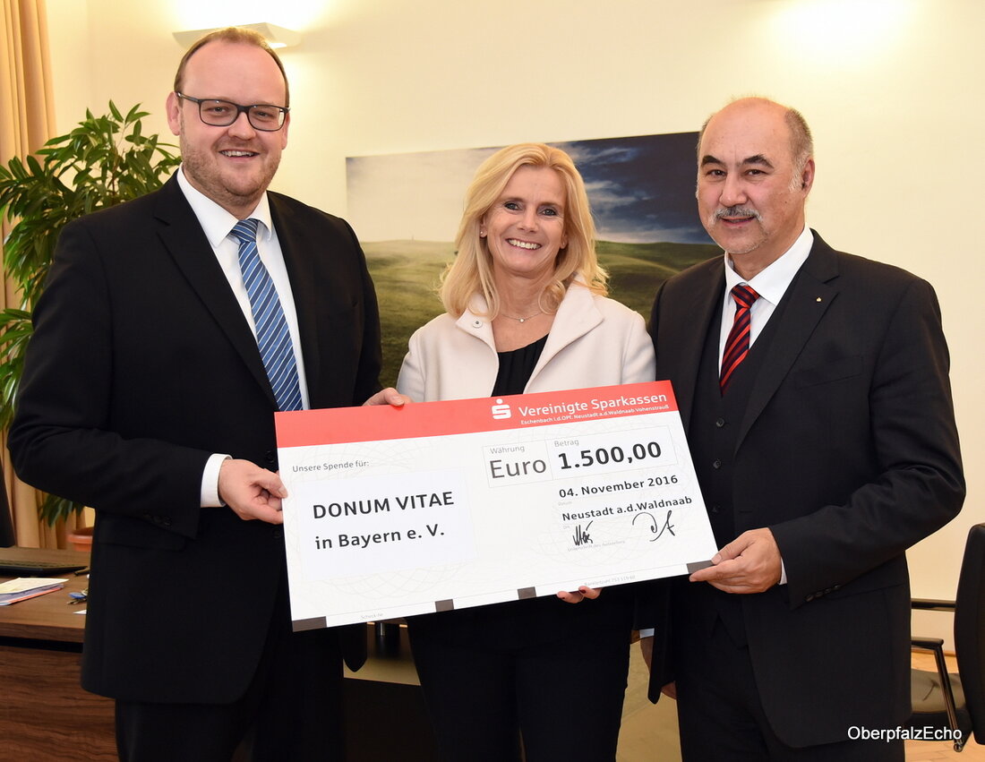 Neustadt/WN. „Die Spende soll Mut machen für das Ehrenamt und die Wertschätzung für alle Mitarbeiter ausdrücken“, sagte Josef Pflaum, der Vorstandsvorsitzende der Vereinigten Sparkassen, bei der Übergabe eines Spendenschecks über [&hellip;]