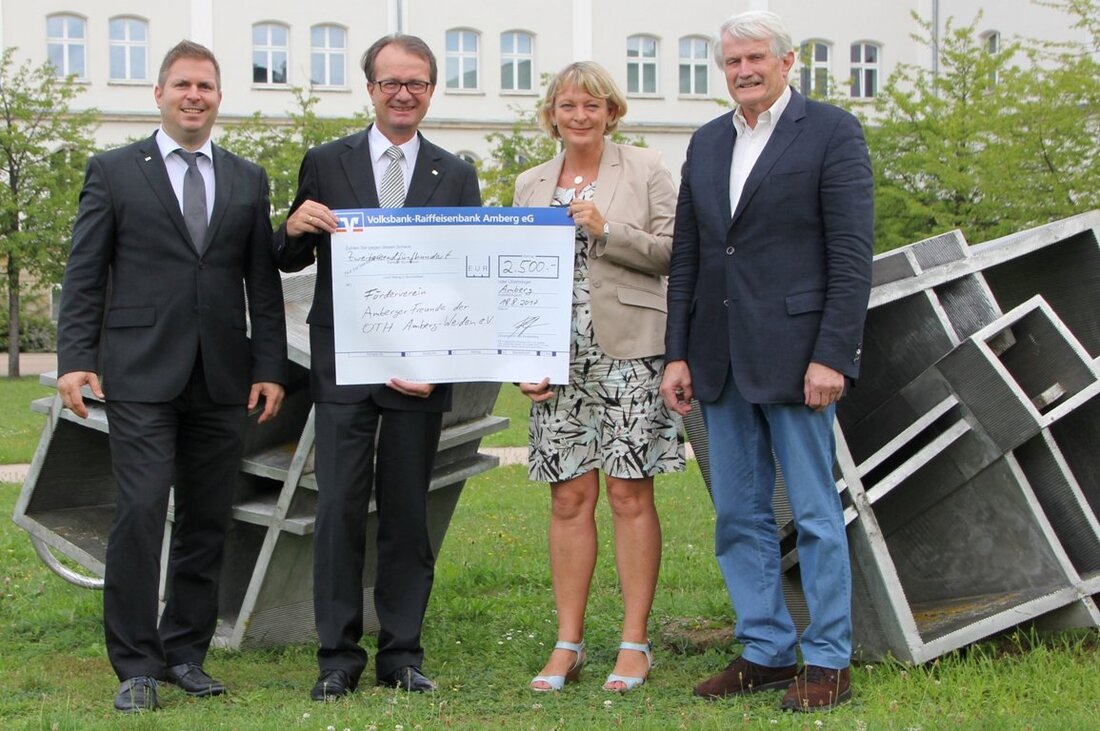 Weiden. Der Fokus liegt auf der Förderung und Unterstützung der Studierenden: In diesem Zusammenhang hat die OTH Amberg-Weiden eine großzügige Spende erhalten.  Eine großzügige Spende für die OTH Amberg-Weiden und [&hellip;]