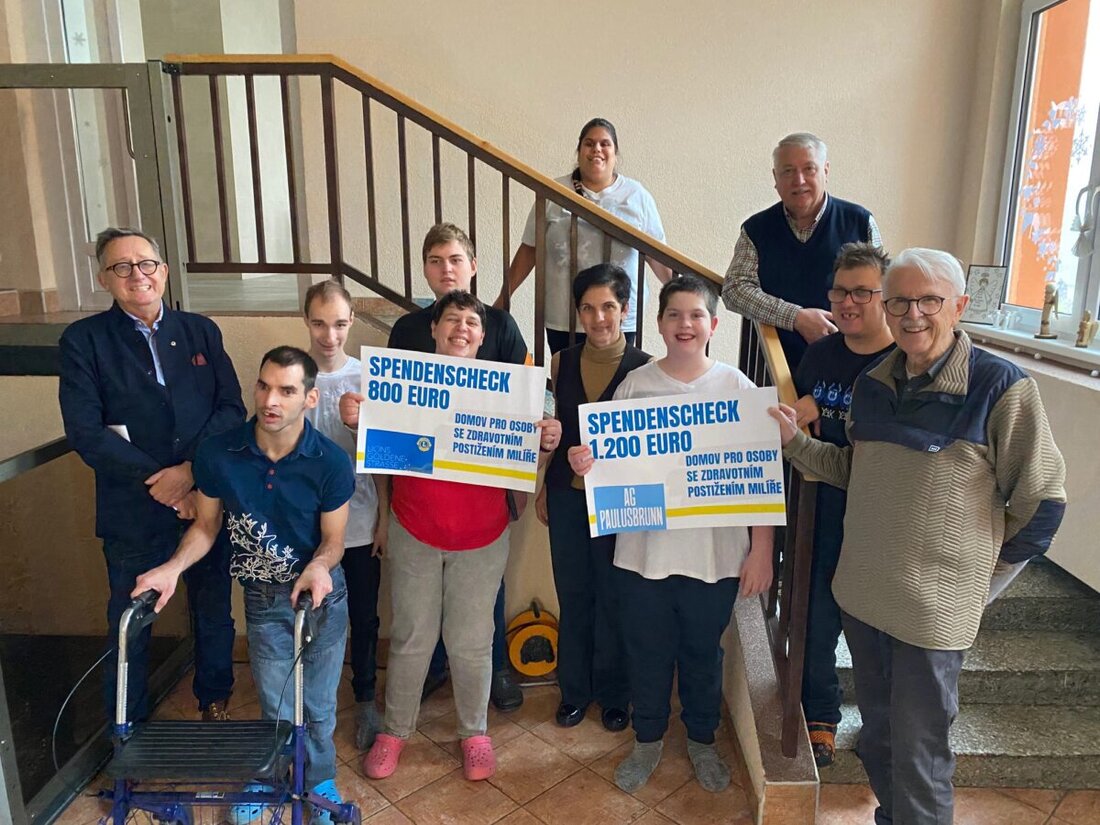 Weiden. Lesungen zu Krambambuli und der LionsClub Goldene Straße brachten 2.000 Euro für das Behindertenheim im tschechischen Miliře. Spenden kamen aus Weiden und den Landkreisen Neustadt/WN und Tirschenreuth.