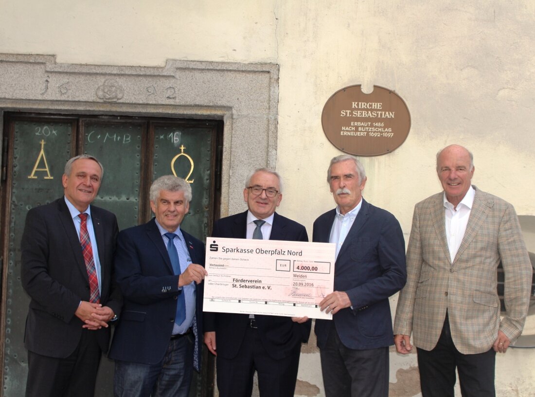 Weiden. Die Sparkasse Oberpfalz Nord unterstützt den Förderverein St. Sebastian e.V. mit einer großzügigen Spende. Denn die um 1480 erbaute Kirche muss dringend erneuert werden.  Von Jasmina Vaskovic Auf Vorschlag von [&hellip;]