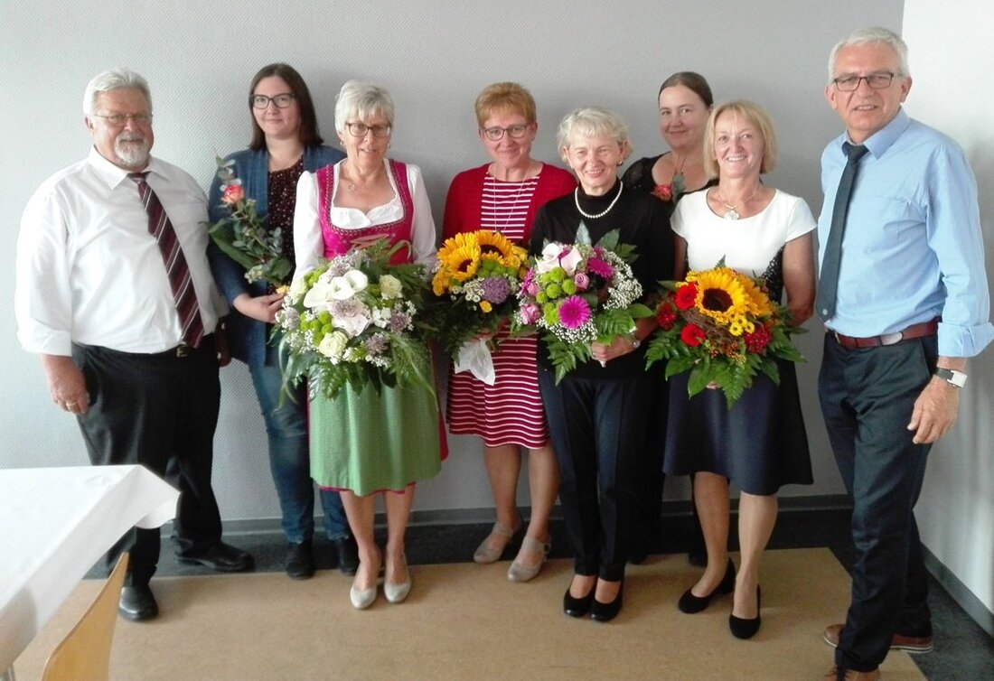 Neudorf. Das Jubiläum, anlässlich des Wiederaufbaues der Kirche vor 200 Jahren, nutzte die Kirchenverwaltung um den Reinigungskräften Dank zu sagen. Gunda Argauer wurde verabschiedet. Von Hans Meißner Vor 24 Jahren [&hellip;]