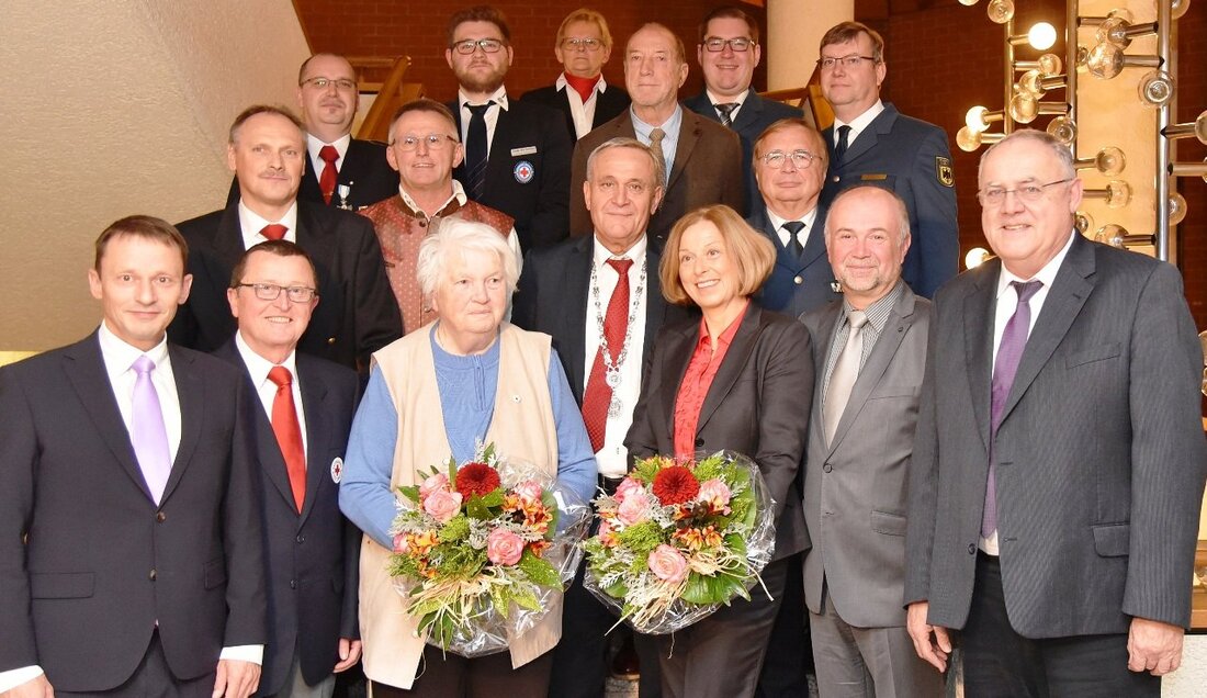 Weiden. Christine Winter, Dr. Josef Kick, Dr. Günter Opel, Irmgard Fischer, Franz Bauer, Anton Forster, Jürgen Neumann und Heinrich Günther – Menschen, denen die Stadt Weiden eine besondere Ehre macht. [&hellip;]