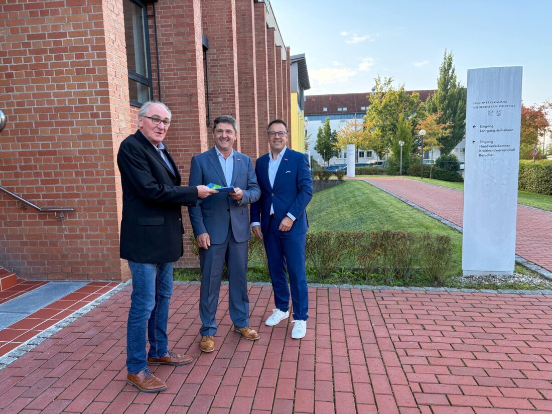 Weiden. Im Bildungszentrum der Handwerkskammer folgt Manfred Wellner auf Peter Biersack. Biersack geht zum 31. Dezember 2025 in den Ruhestand, die Beratung läuft nahtlos weiter.