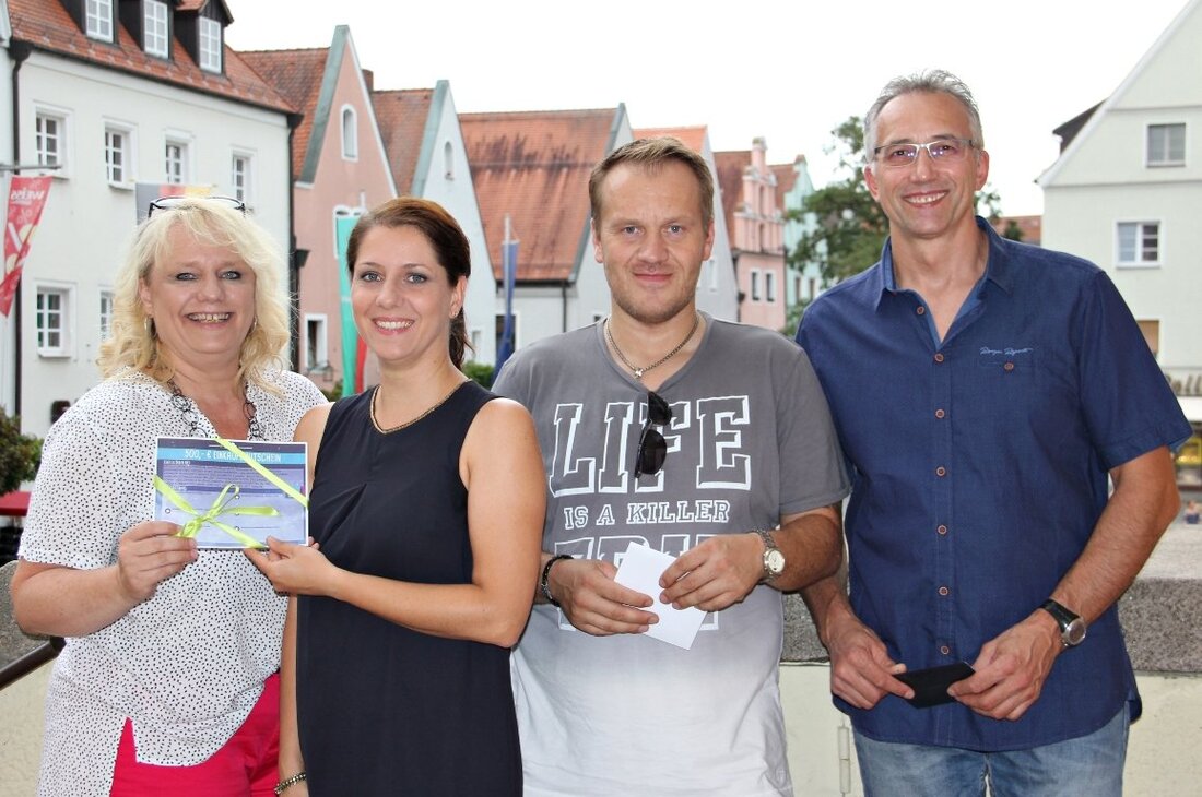 Weiden. Erst shoppen, dann gewinnen: Die Gewinner des “Weiden träumt”-Gewinnspiels stehen fest!  Dieses Jahr gab es zum ersten Mal bei „Weiden träumt“ ein Gewinnspiel. Alle fleißigen Shopper konnten beim Einkaufen [&hellip;]