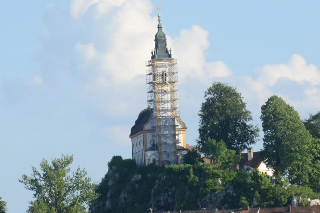 Pleystein.Die Neugestaltung des Marktplatzes nimmt Gestalt an: Pleystein will 2027 die ersten 500.000 Euro investieren. Auch Windkraftflächen, eine Photovoltaikanlage für den Bauhof und ein neuer Trinkwasserbrunnen beschäftigten den Stadtrat.