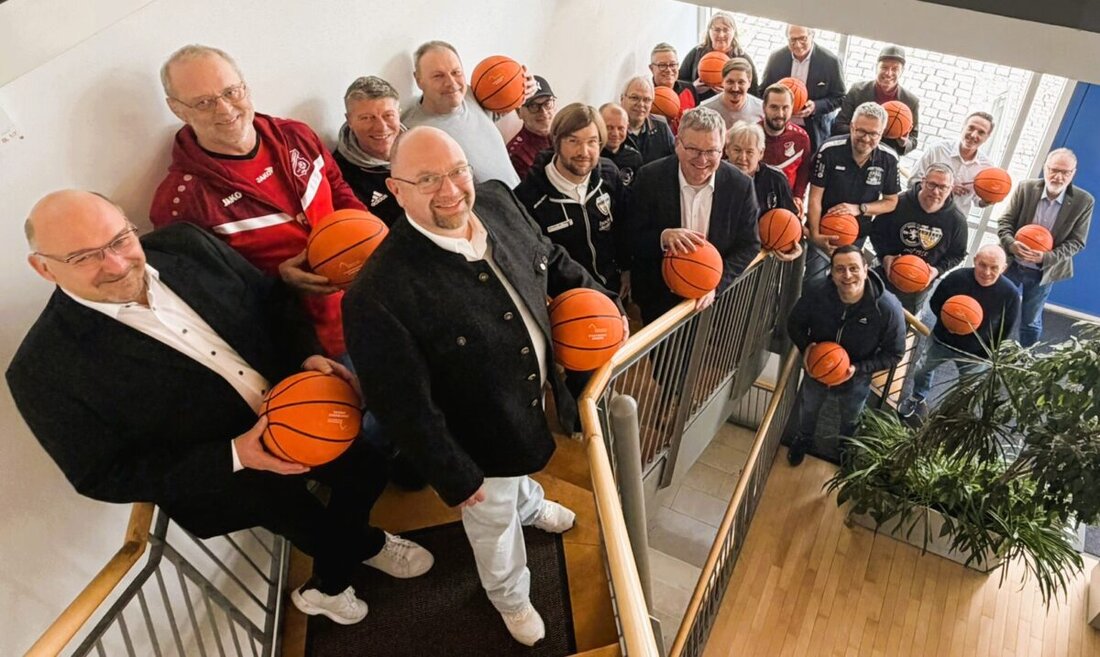 Amberg. Die Stadtwerke Amberg setzen 2026 ihre Sportförderung fort: Insgesamt 19 Vereine erhalten Mittel mit Marketingmaßnahmen. Im Fokus stehen Kinder- und Jugendarbeit sowie das Ehrenamt.