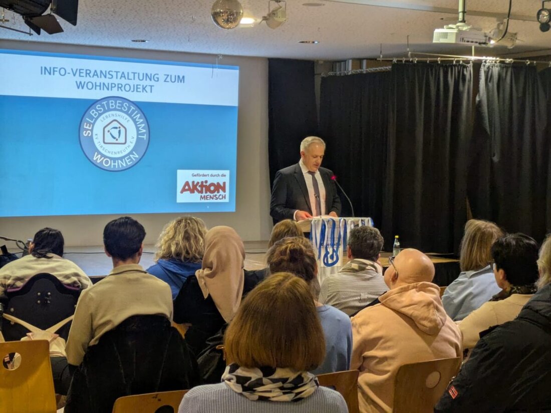 Mitterteich. Großer Andrang beim Infoabend der Lebenshilfe: Das Projekt SeWo – Selbstbestimmtes Wohnen stellte seine Pläne vor. In Waldsassen entstehen die ersten zwei Wohngemeinschaften mit Assistenz.