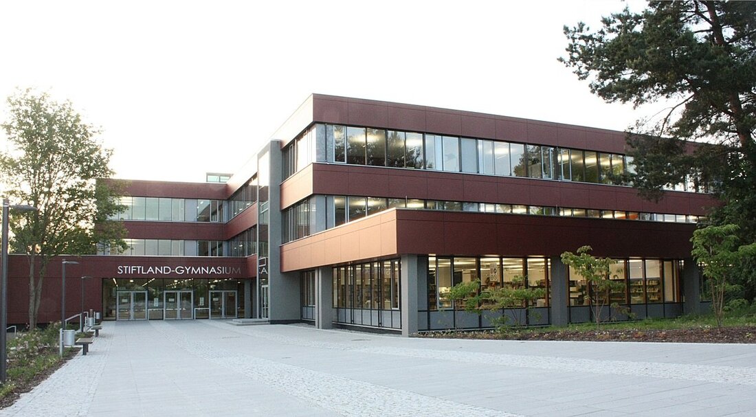 Tirschenreuth. Nach Neustadt und Weiden kommt jetzt auch aus Tirschenreuth die Meldung: Die Schulen machen wieder auf. Aber auch in Tirschenreuth müssen sich zahlreiche Kinder weiter gedulden. 