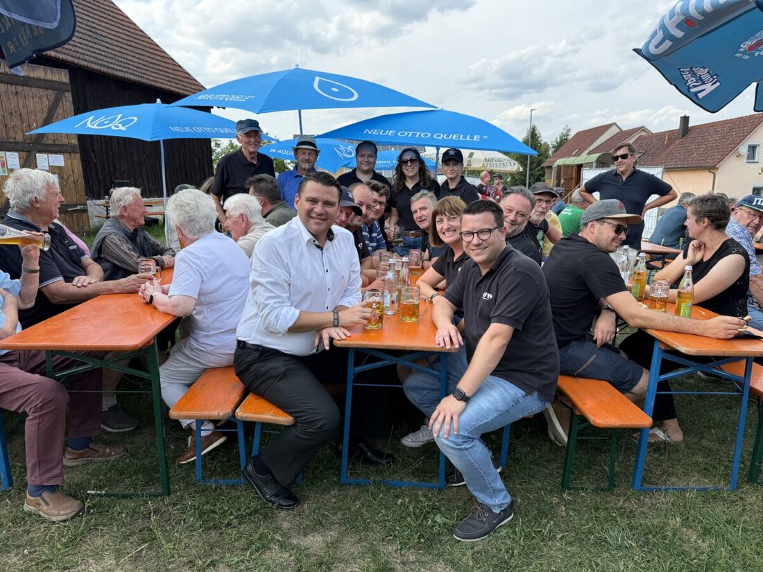 Maxhütte-Haidhof. Bei bestem Kirwa-Wetter feierte die CSU-Stodlkirwa in diesem Jahr mit zahlreichen Besuchern und bester Stimmung. Ortschef und zweiter Bürgermeister Matthias Meier betonte den Wert des Gesprächs vor Ort.