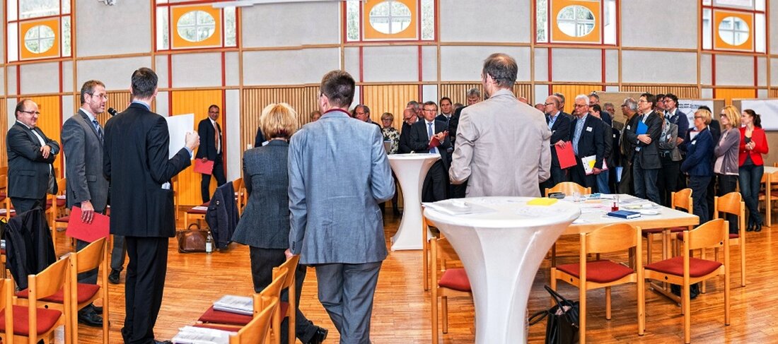 Weiden/Weißenburg. Die Klinik-Kompetenz-Bayern eG (KKB), deren Gründungsmitglied die Kliniken Nordoberpfalz AG ist, besteht seit Januar 2011 als Verbund kommunaler und freigemeinnütziger Kliniken und kann einen rapiden Anstieg der Mitgliederzahlen auf 33 mit [&hellip;]