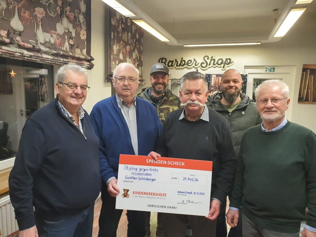 Nordoberpfalz. Zum 15. Mal rief Friseurmeister Günther Schönberger Styling gegen Krebs aus. 15 Friseurinnen schnitten von 13 Uhr bis 18 Uhr für den guten Zweck; am Ende flossen 21.740,06 Euro an die Kinderkrebshilfe Oberpfalz Nord.