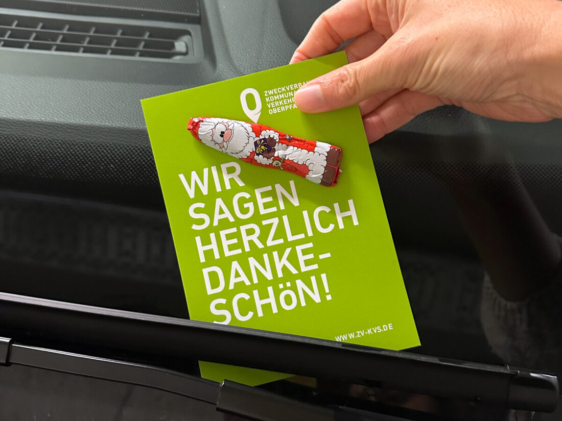 Amberg. Vorbildliche Parker werden kurz vor Weihnachten in 72 Kommunen mit Schoko-Weihnachtsmännern belohnt, eine Aktion, die zum achten Mal stattfindet.