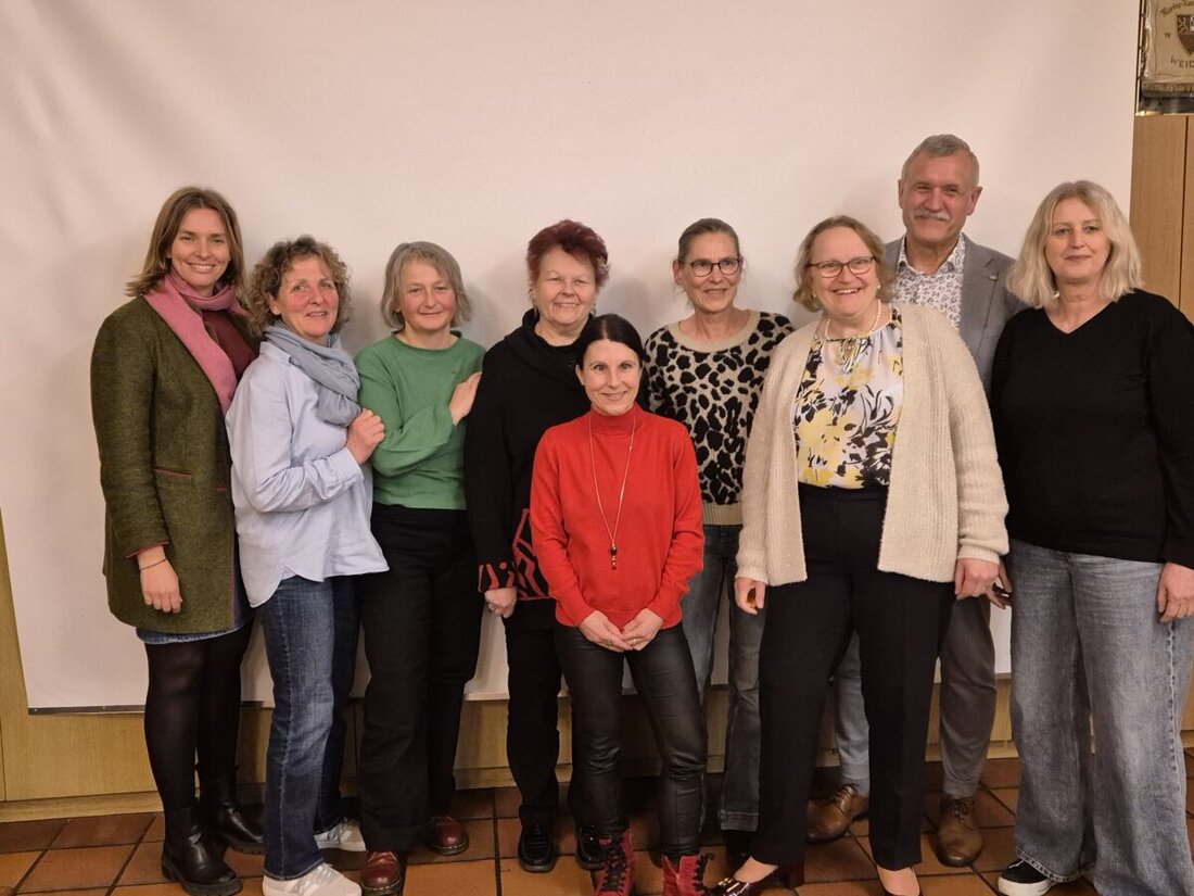 Weiden. Der Oberpfälzer Kunstverein hat eine neue Vorsitzende: Susanne Hauer wurde einstimmig gewählt. Die Pfingstausstellung startet am 26. April, 11 Uhr; weitere Ausstellungen in Pilsen und am Neuen Rathaus folgen.