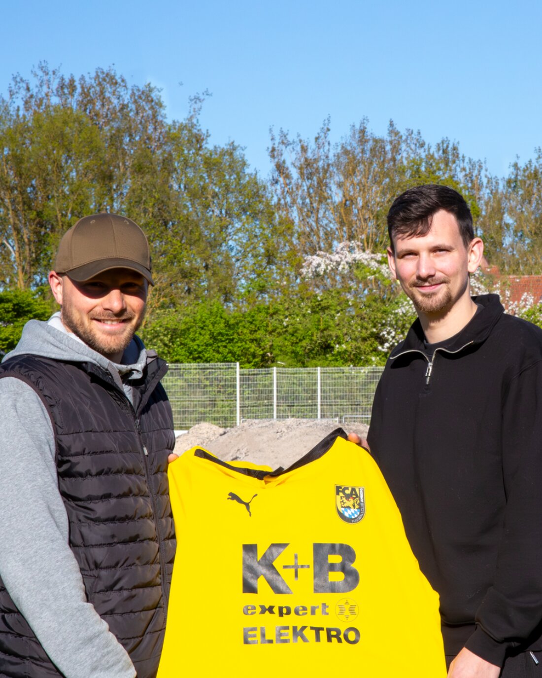 Amberg. Der FC Amberg holt Mittelfeldspieler Sven Florek zurück an den Schanzl. Der 27-Jährige kommt vom 1. FC Rieden. Er kennt Verein und Mannschaft aus der Jugend und soll im Zentrum neue Optionen bringen.