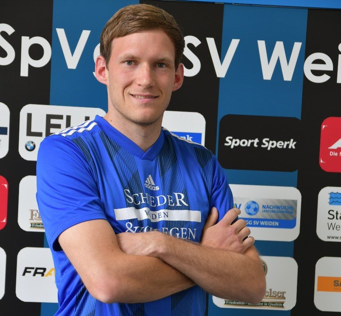 Weiden. Seit letztem Jahr werden Gespräche geführt, jetzt ist es amtlich: Die SpVgg Weiden zieht mit Sven Kopp einen hochkarätigen Spieler an Land.  Sven Kopp (25) wechselt vom Regionalligisten SpVgg [&hellip;]