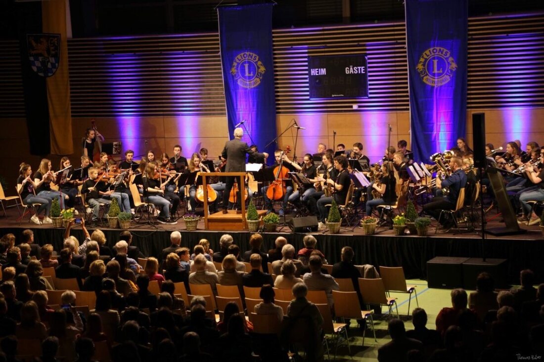 Burglengenfeld. Der Lions Club Schwandorf lädt am 7. März 2026 zum großen Big-Band-Abend in die Sporthalle des Gymnasiums ein: Einlass ab 18 Uhr, Beginn 19 Uhr. Junge Big Bands aus dem Landkreis sorgen für Swing, Jazz und Pop.