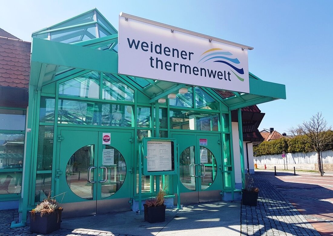 Weiden. Die Weidener Thermenwelt öffnet am Freitag ihren Außenbereich mit Riesenwasserrutsche zu den Osterferien.